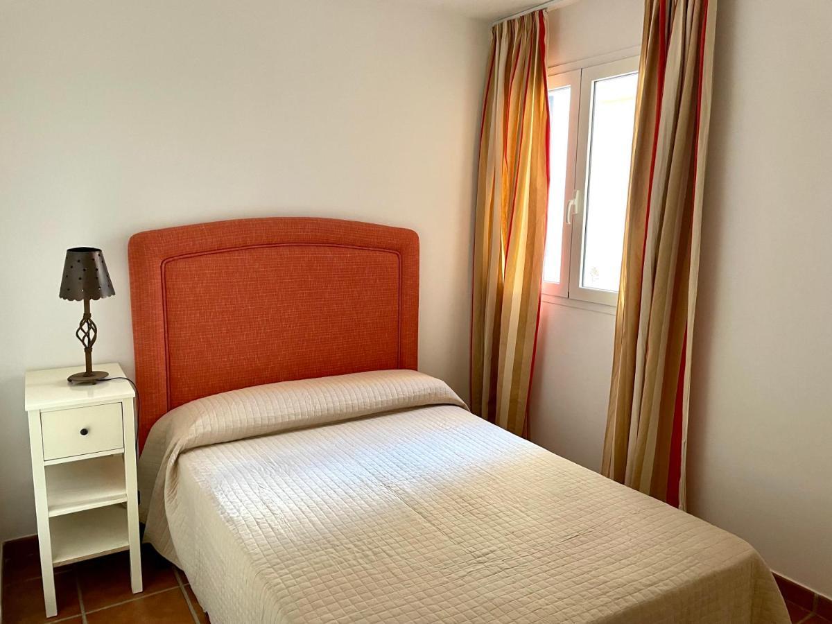 Apartamento De 3 Dormitorios A 60 M De La Playa En La Isleta, Cabo De Gata La Isleta del Moro Exterior foto